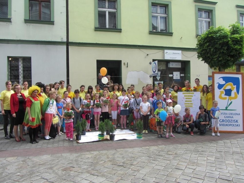 Grodzisk. Happening ekologiczny ZDJĘCIA