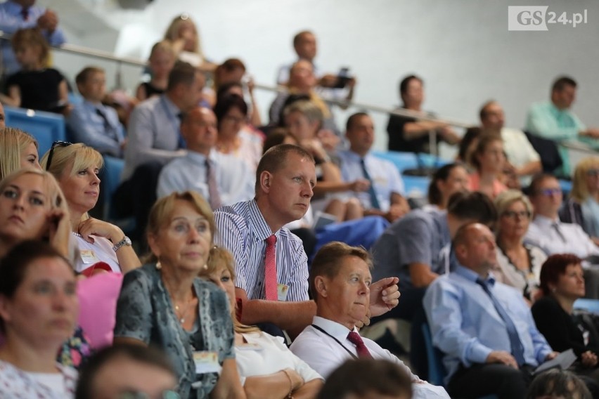 5 tys. osób na kongresie Świadków Jehowy w Szczecinie [ZDJĘCIA, WIDEO]