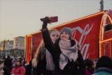 Ciężarówka Coca-Coli w Gorzowie. Tłumy mieszkańców przyszły na plac przy katedrze [ZDJĘCIA]