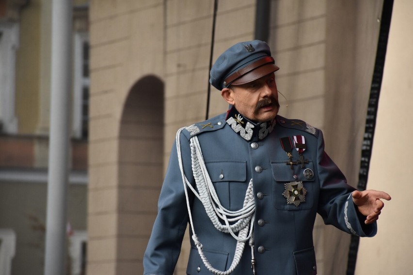 Narodowe Święto Niepodległości w Opolu. Na rynku można było spotkać marszałka Józefa Piłsudskiego i Romana Dmowskiego