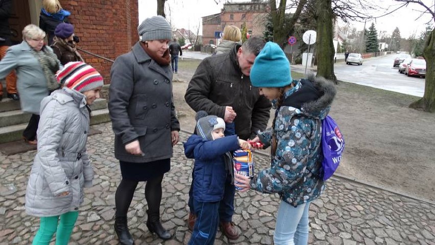 Wolontariuszka WOŚP zbierała po mszy