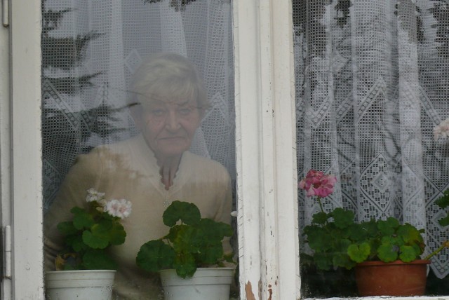Krystyna Szafran, córka zaginionej przed miesiącem 79-letniej Kazimiery Zaremby z Bełchatowa. wciąż nie traci nadziei, że dowie się czegoś o losie matki. I że będą to dobre wieści