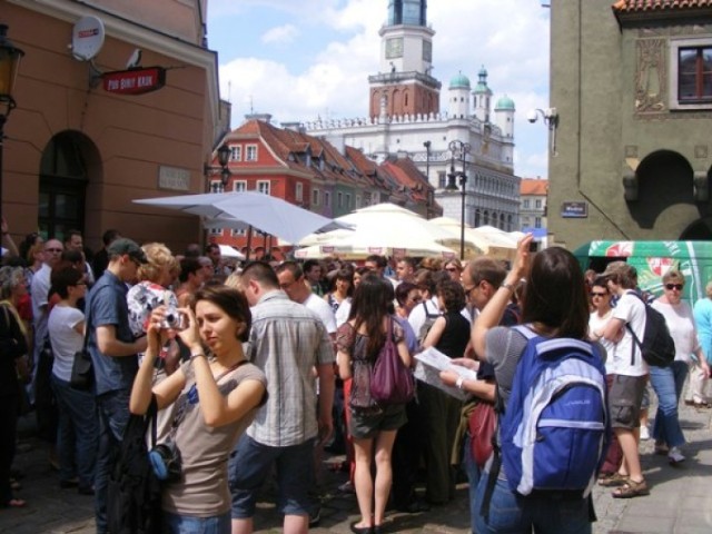 O połowę taniej w hotelach, restauracjach i muzeach, bogaty, ...