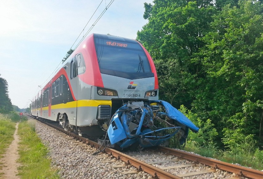 Tragiczny wypadek na przejeździe kolejowym na Łozowej w...