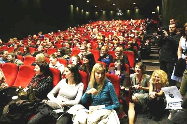 W dzielnicy Białołęka powstało pierwsze kameralne kino po ...