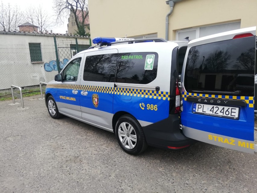 Nowy wóz strażników z Leszna