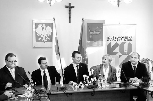Nowe władze Łodzi: Marcin Bugajski, Dariusz Joński, Tomasz Sadzyński, Wiesława Zewald i Łukasz Magin.
