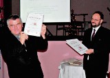Leonów: Dostali certyfikat w pierwszą rocznicę powstania zakładu