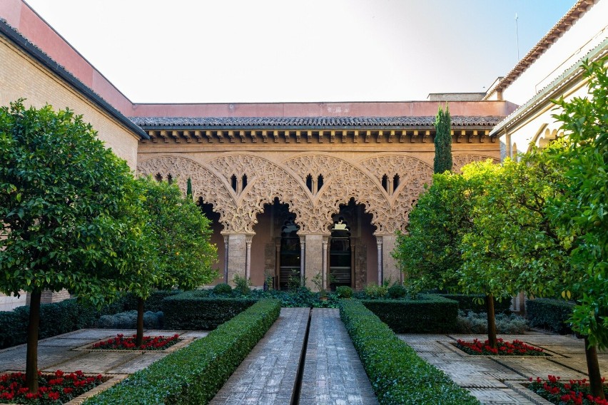 Pałac Aljaferia w Saragossie to arcydzieło architektury...