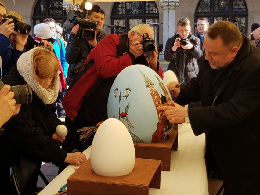 Targi Wielkanocne 2018 na Rynku Głównym otwarte [ZDJĘCIA]