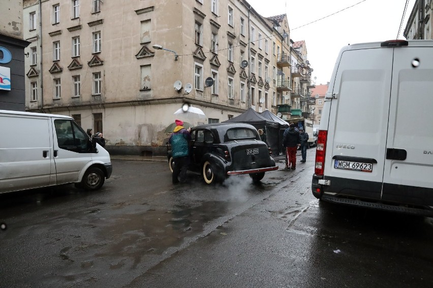 Fabuła. We Lwowie dochodzi do rytualnego mordu małego...