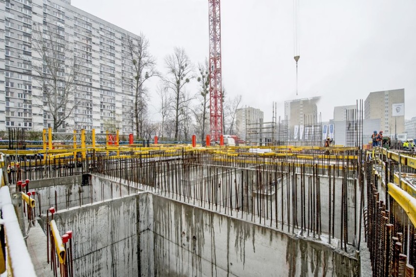 Mennica Legacy Tower coraz bliżej. Biurowiec na Woli...