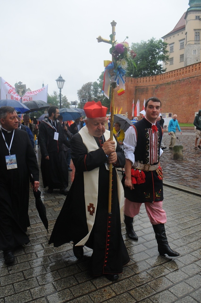 Kraków. Wyruszyła piesza pielgrzymka na Jasną Górę [ZDJĘCIA]