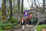 Zakopane. Pogrzeb Józefa Krzeptowskiego na Pęksowym Brzyzku. Ratownika TOPR pożegnała rodzina, górale i zakopiańczycy