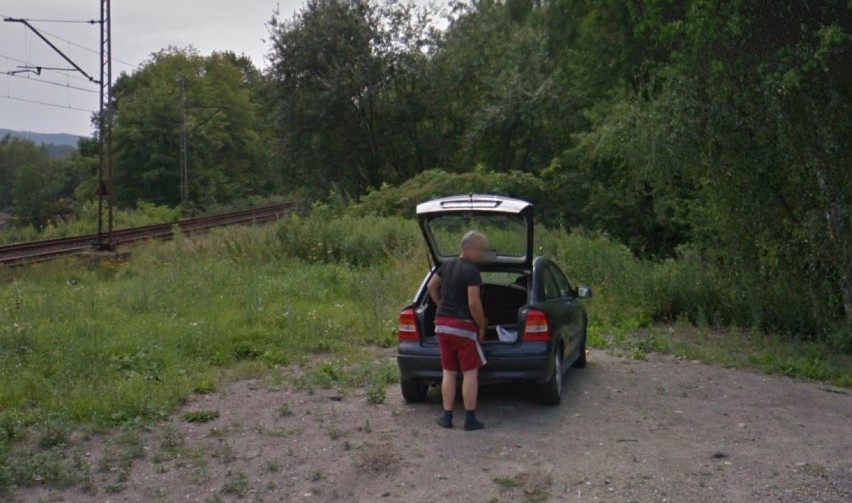 Wałbrzyszanie w mapach Google Street View. Kto i w jakiej...