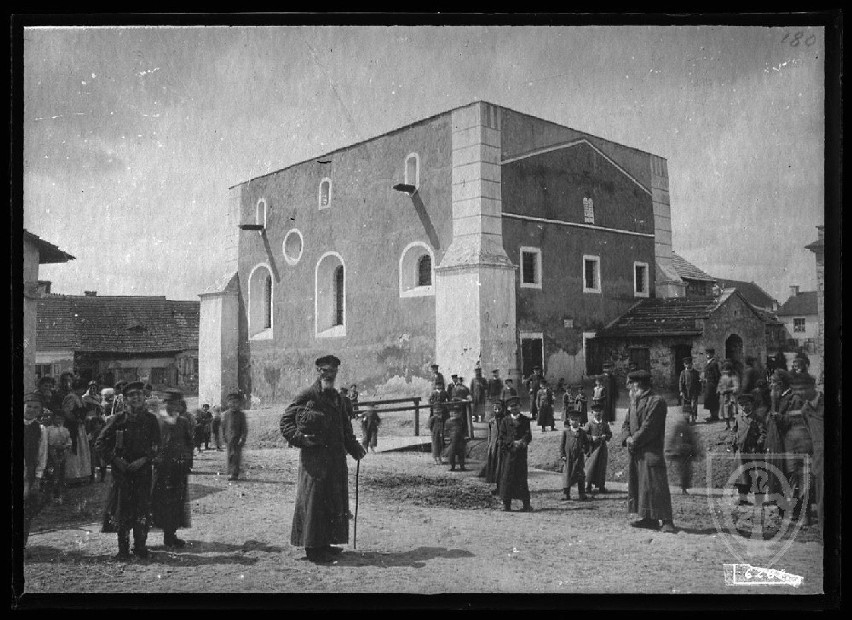1917 rok, Stara Synagoga przy ulicy Klasztornej.