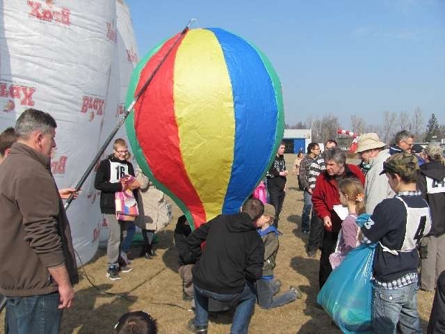 Rudniki: Zawody balonów na ogrzane powietrze. Rywalizowali na lotnisku