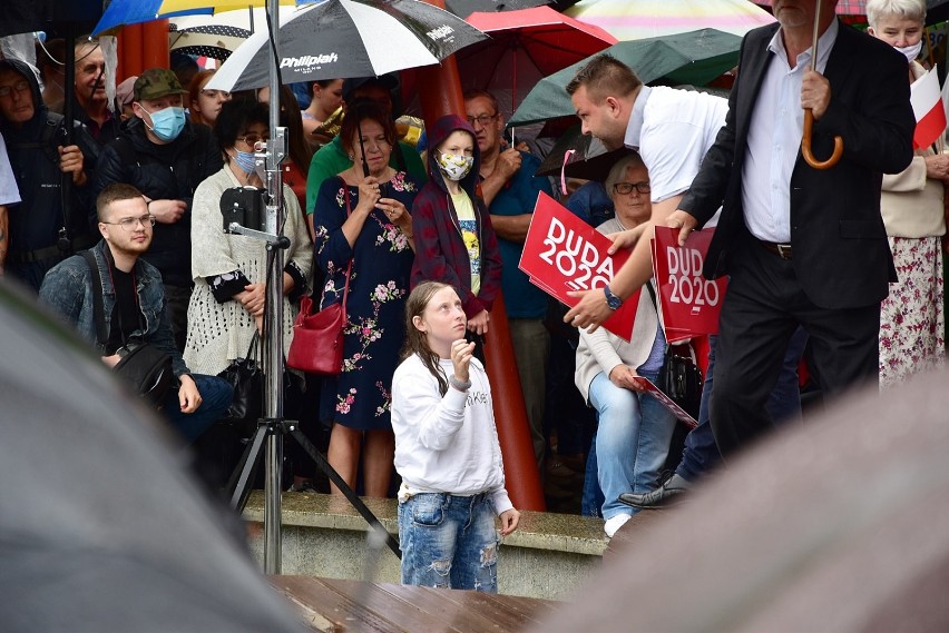 Prezydent Andrzej Duda spotkał się ze swoimi wyborcami na...