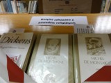 Wystawa książek zakazanych w kartuskiej bibliotece