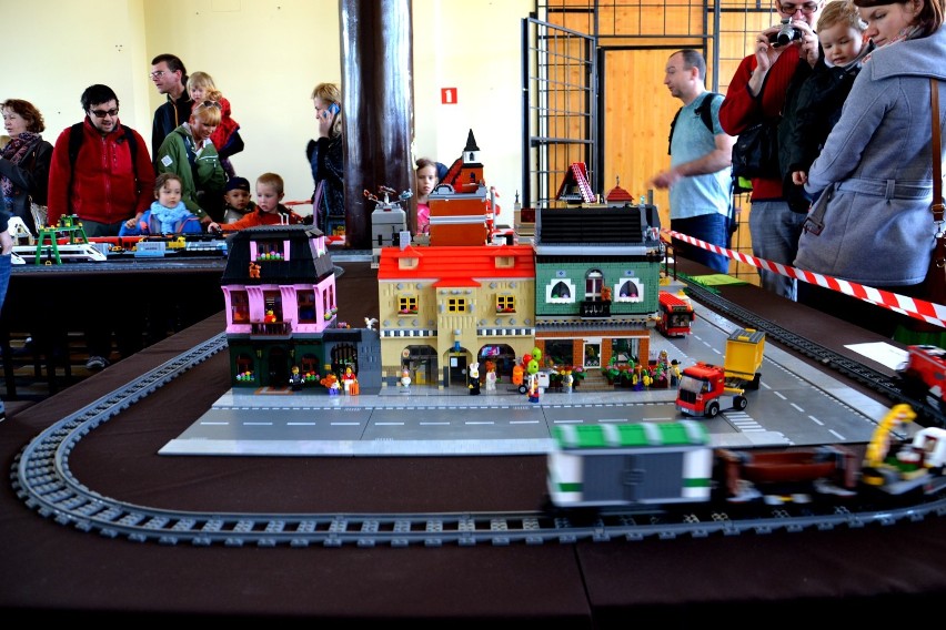 Wystawa LEGO w Wolsztynie czynna jest 30 kwietnia i 1 maja w...