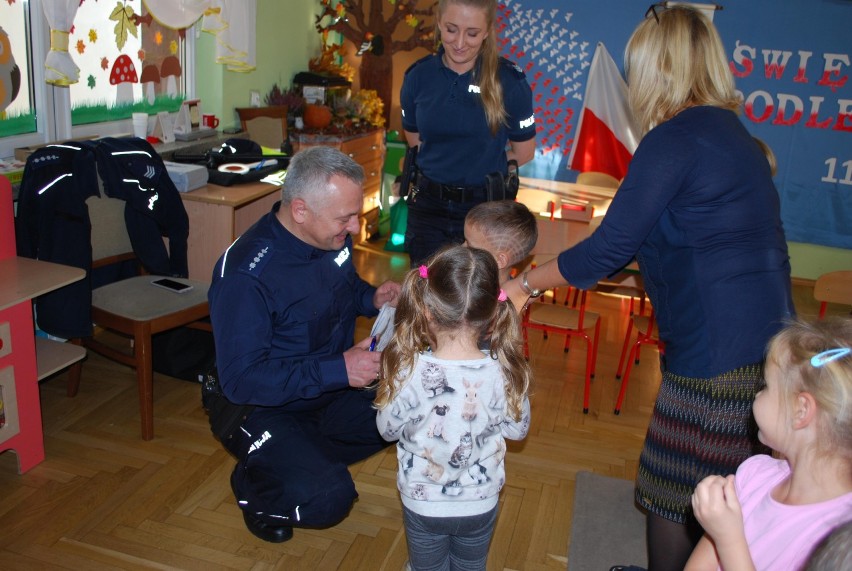 Policjanci odwiedzili przedszkolaków w gminie Olkusz