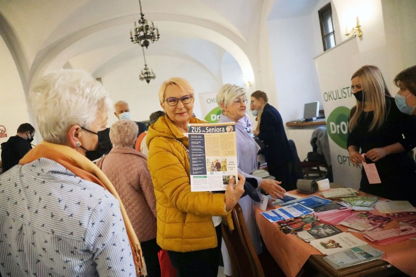 Ruszyły Legnickie Dni Seniora w Sali Maneżowej Akademii Rycerskiej, zobaczcie program