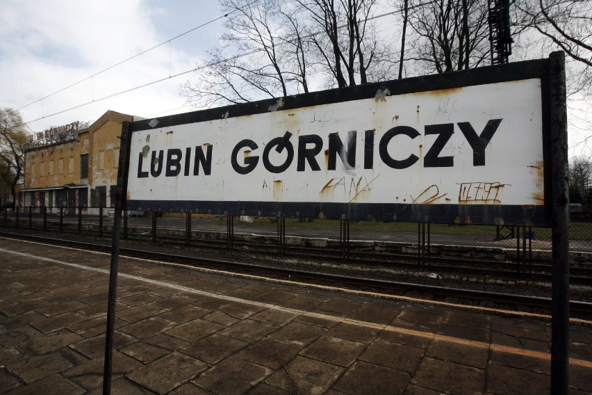 Zobaczcie jak zmieniał się lubiński dworzec na przestrzeni...