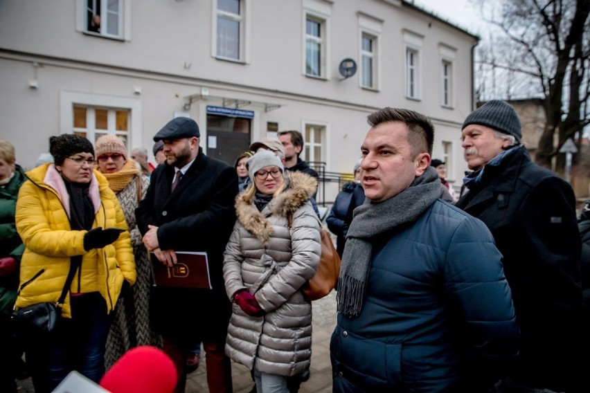 Mamy dość zakazu wjazdu do Szczawna! Domagamy się otwarcia ulic Chopina i Sienkiewicza dla wszystkich