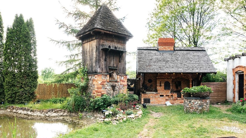 Siedlisko położone jest w pięknej mazowieckiej wsi. Teren,...