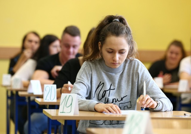 Matura 2017. Próbne matury z Operonem w Technikum Hotelarskim