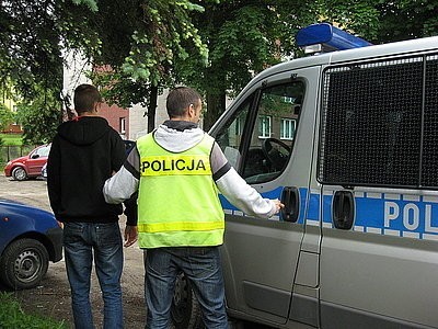 Nieletni z Radlina ukradli samochód w Rybniku