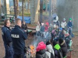 Dzielnicowi z Juraty rozmawiali z dziećmi o bezpiecznych feriach zimowych | FOTO