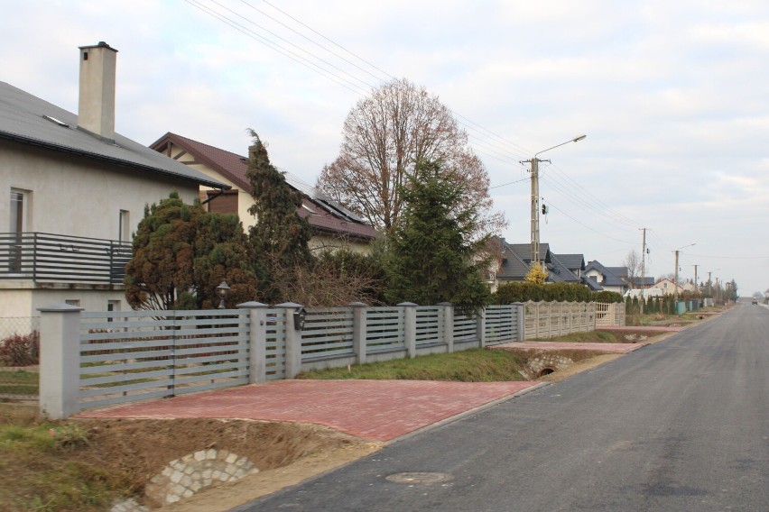 Nowa jakość w Małyszynie. Zakończyła się przebudowa drogi powiatowej za 5 mln zł. Dotacja rządowa pokryła 95 proc. kosztów zadania FOTO