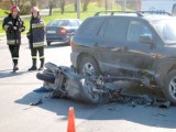 Wypadek na ul. Orkana: Zderzenie samochodu i skutera. Są ranni (zdjęcia)