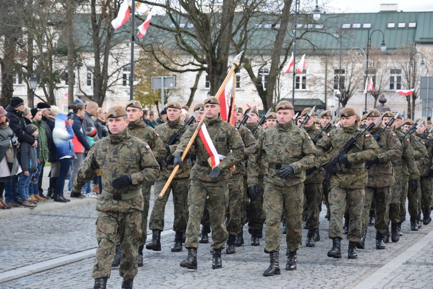 Święto Niepodległości w Suwałkach. Pierwszy raz wspólnie świętowano rocznicę [ZDJĘCIA]