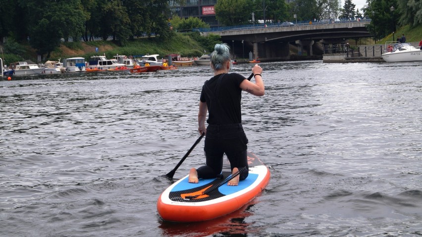 Ster na Bydgoszcz 2017. Pływanie na desce SUP bez tajemnic! [zdjęcia, wideo]