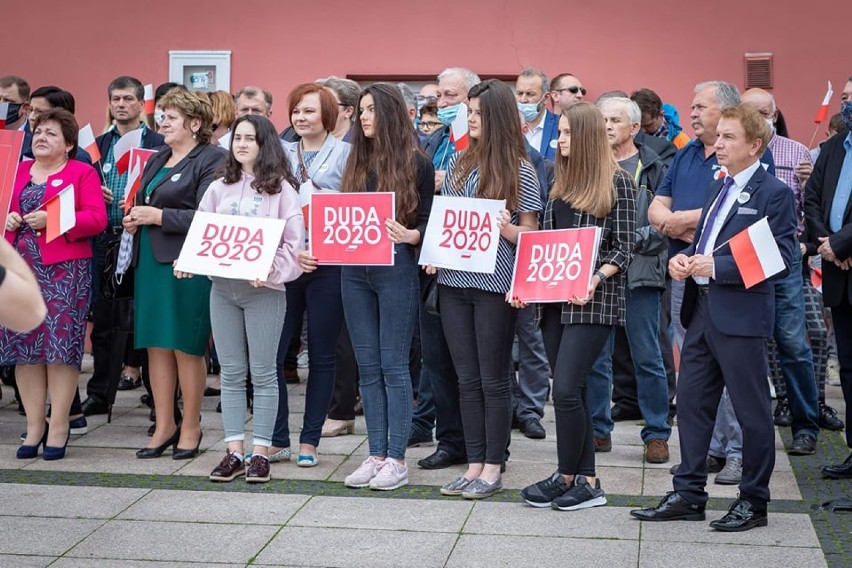 Marek Kuchciński w Brzozowie. Samorządowcy z Podkarpacia poparli kandydaturę Andrzeja Dudy