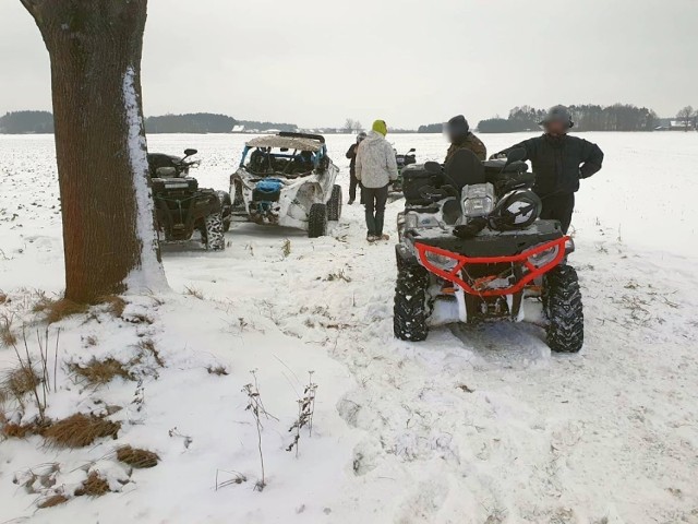 Łubniany. Kierowcy quadów szaleli po polach. Doszło do wypadku