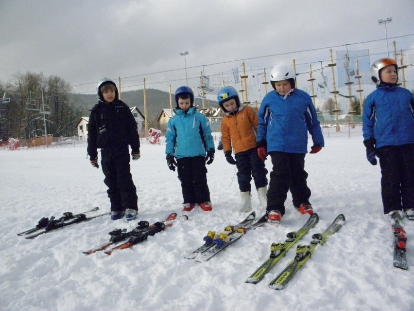 Ferie zimowe 2013 w Beskidach [ZDJĘCIA]. Zobacz tłumy na Dębowcu