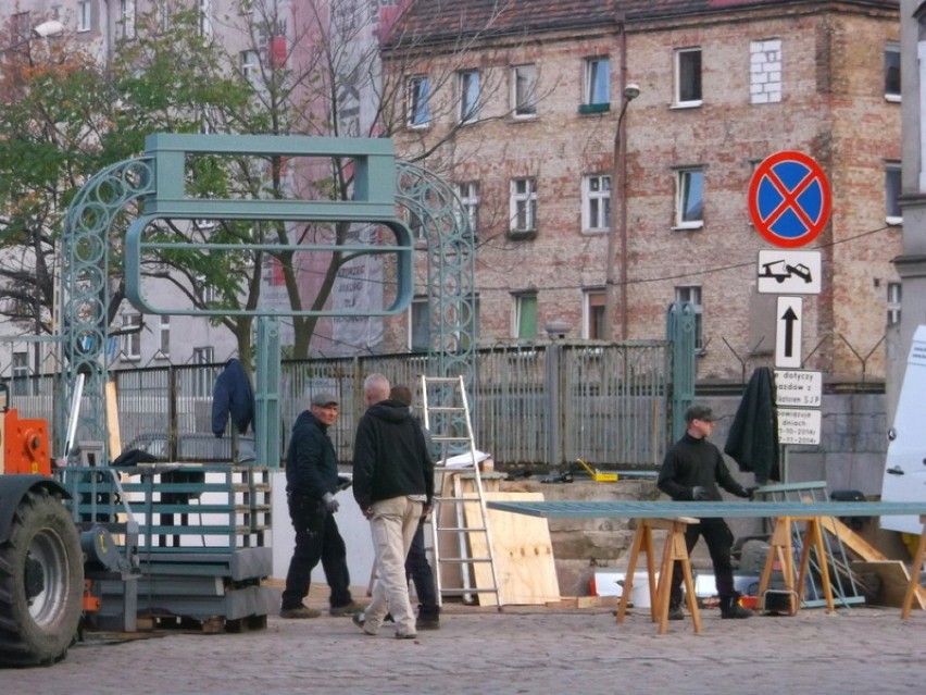 Wrocław zamienia się w powojenny Berlin. Tak wygląda plan do filmu Spielberga (ZDJĘCIA, FILM)