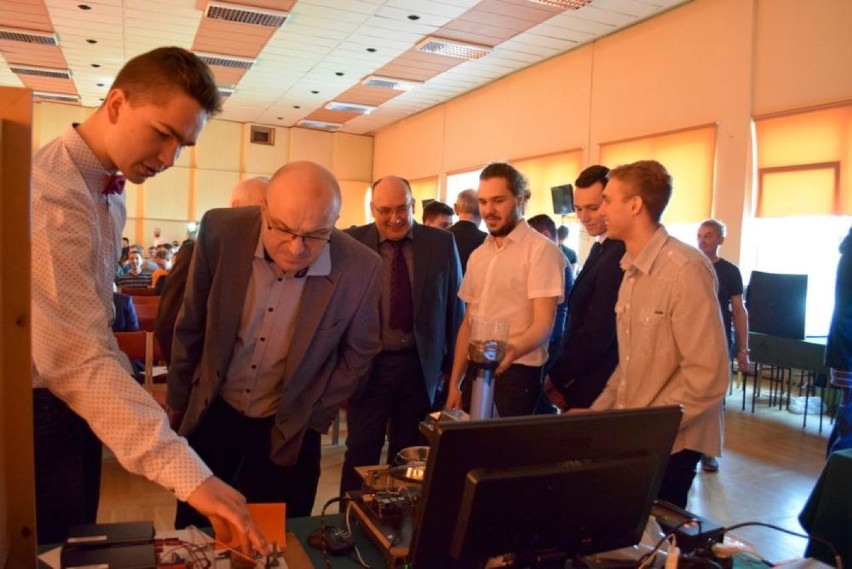 Konkurs "Elektronik Roku" w Zespole Szkół Technicznych w Ostrowie [FOTO]