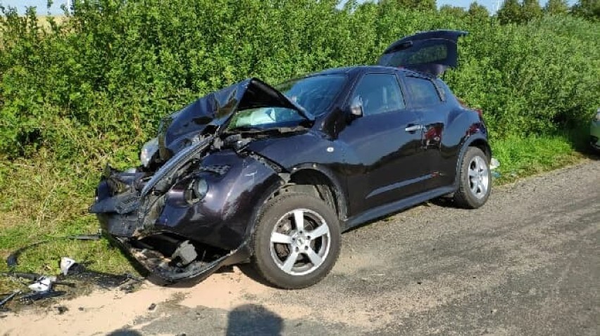 Wypadek na trasie Barzowice - Wicie. Jedna osoba ranna [ZDJĘCIA]
