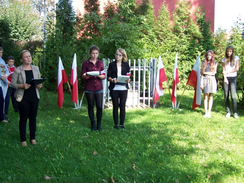 Gimnazjum nr 5 w Raciborzu uczciło pamięć zamordowanych we...