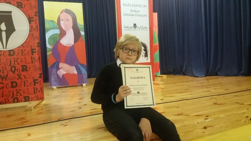 Uczeń SP5 w Szczecinku laureatem konkursu poetyckiego [zdjęcia]
