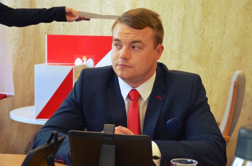 Michał Michałek ma 28 lat i jest najmłodszym szefem rady w...