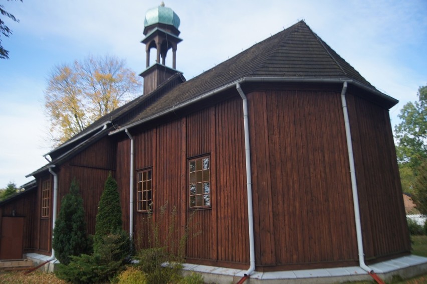 Kościoły powiatu kutnowskiego. Drewniany kościół w Grochowie 