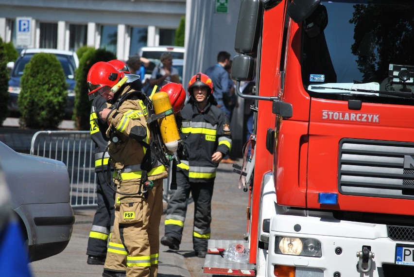 Ćwiczenia straży pożarnej w starostwie powiatowym