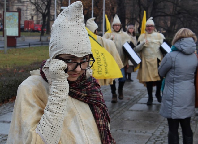 parada moli wrocław| mole książkowe wrocław| wrocławskie promocje dobrych książek