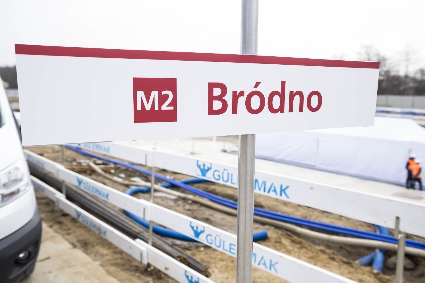 Metro na Bródnie. Wmurowano kamień węgielny pod budowę tuneli. Kiedy pojedzie nimi metro?