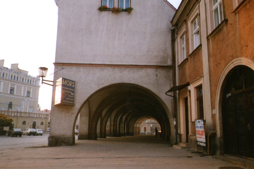 Tak wyglądał Rynek w Jarosławiu 20 lat temu! Zobaczcie zdjęcia z przełomu wieków